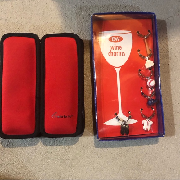 Rabbit Wine Chiller and Wine Glass Charms - Picture 1 of 6